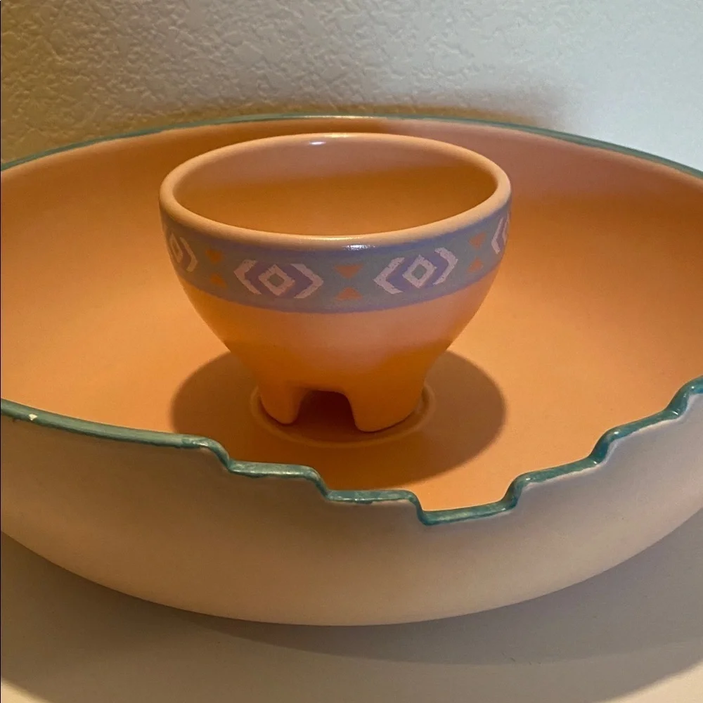 Treasure Craft Southwestern Style Chip and Dip Bowl Set. Peach and Green.
